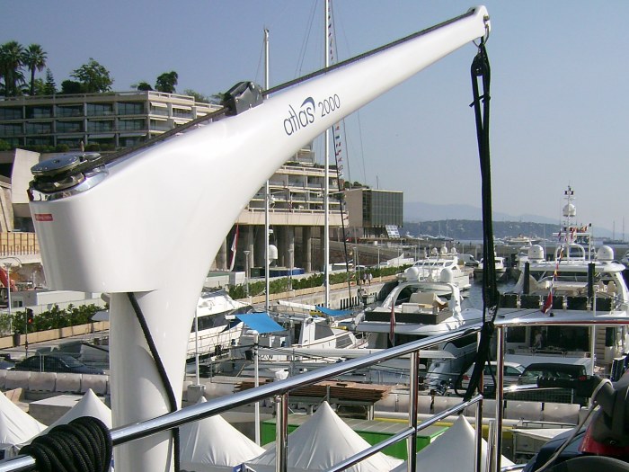 davits and yachting supplies Portsmouth Hampshire