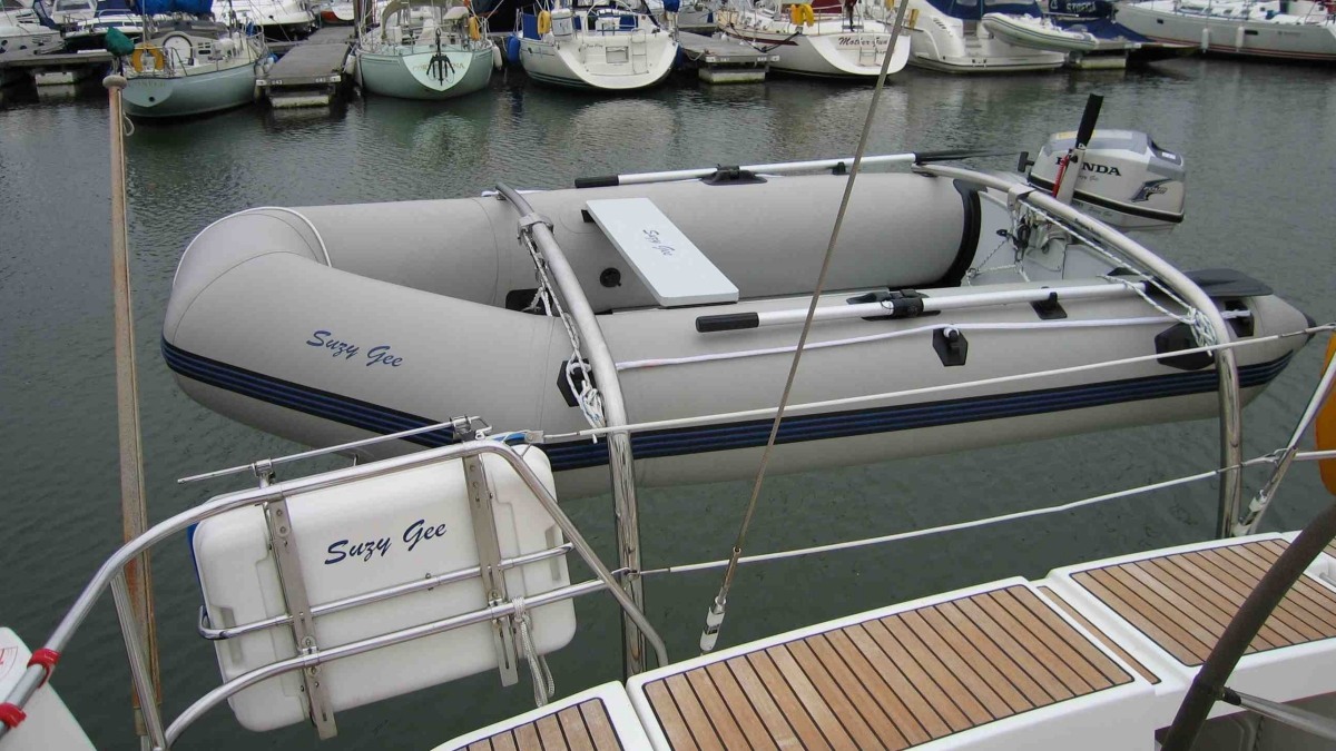 davits and yachting supplies Hampshire